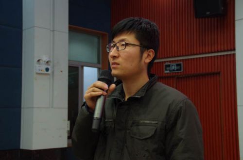 韩伟老师解答创业问题，介绍创业经验