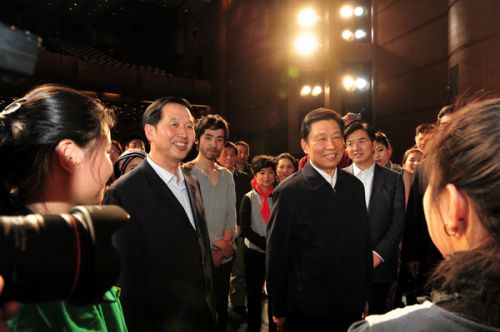 中共中央政治局委员、国家副主席李源潮看望演职人员