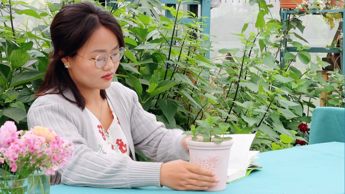 园艺林学学院师生接力阅读《植物知道生命的答案）