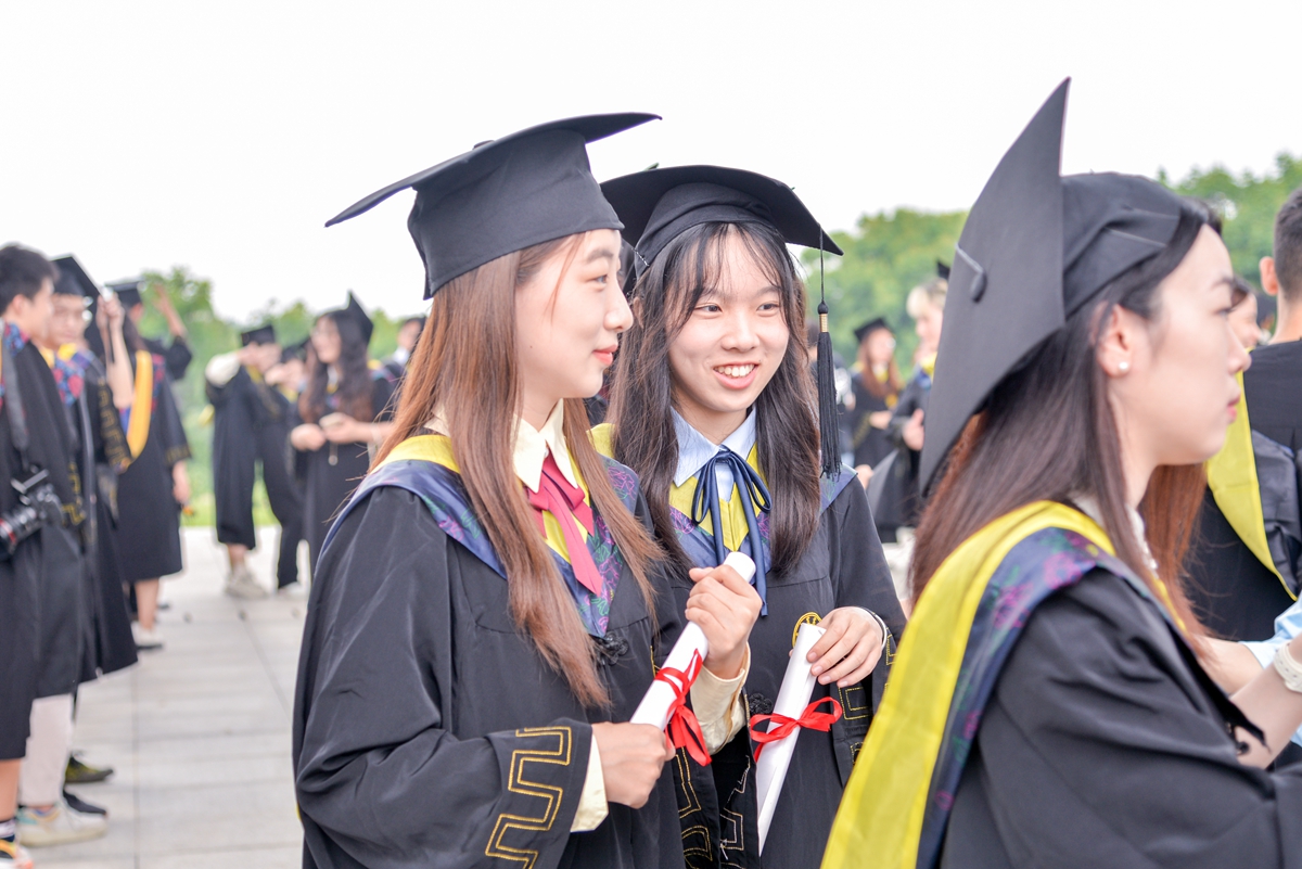 激动的心情（学通社记者 魏雨城 摄）